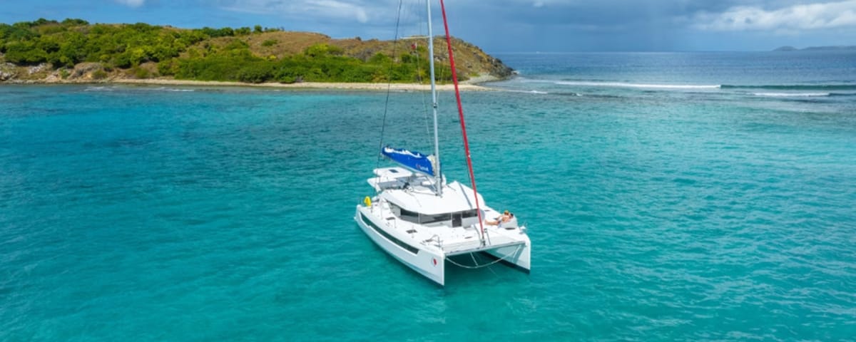The Sunsail 464: A modern, spacious, and well-designed catamaran