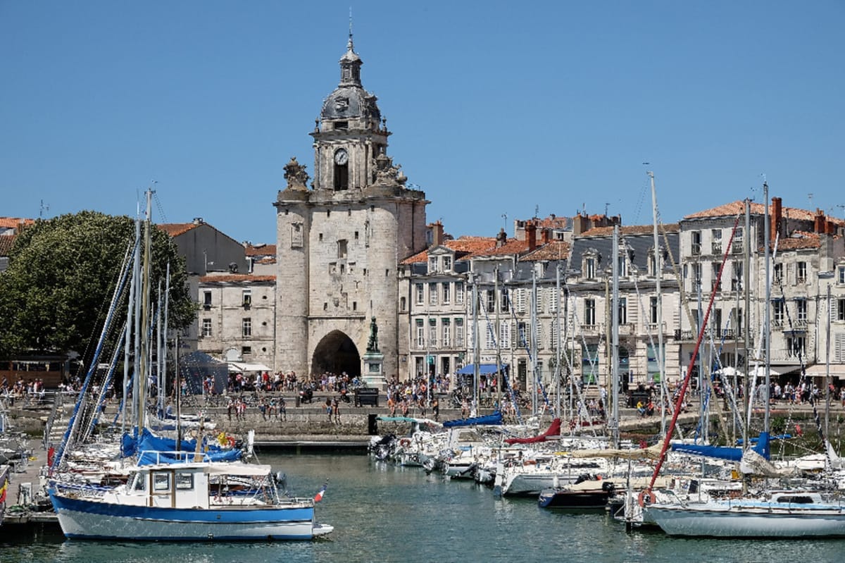 La Rochelle Bans Overnight Stays on Pleasure Boats Starting June 2025