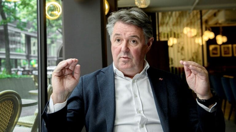 Norwegian CEO's message to Swedish politicians.