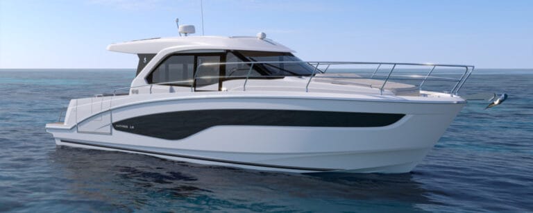 BENETEAU Unveils the Antares 12 Coupe, a Family Boat for All-Season Cruising