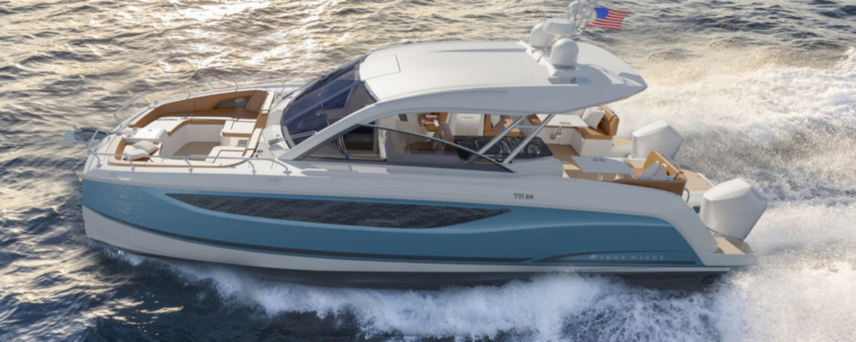Four Winns TH38: The new power catamaran that redefines life on board.