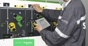 Schneider Electric and E.ON accelerate the energy transition with new agreement.