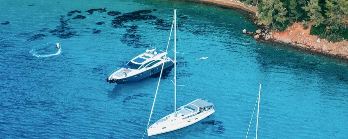 When and why to switch from a sailboat to a motorboat?