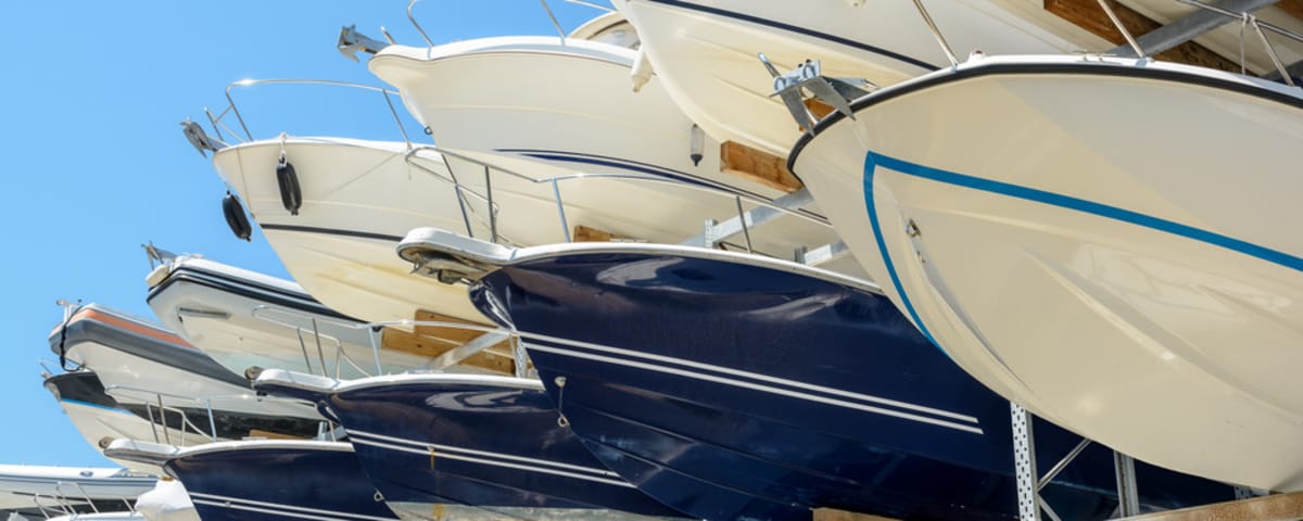 The announced end of all-polyester: myth or real industrial turning point?